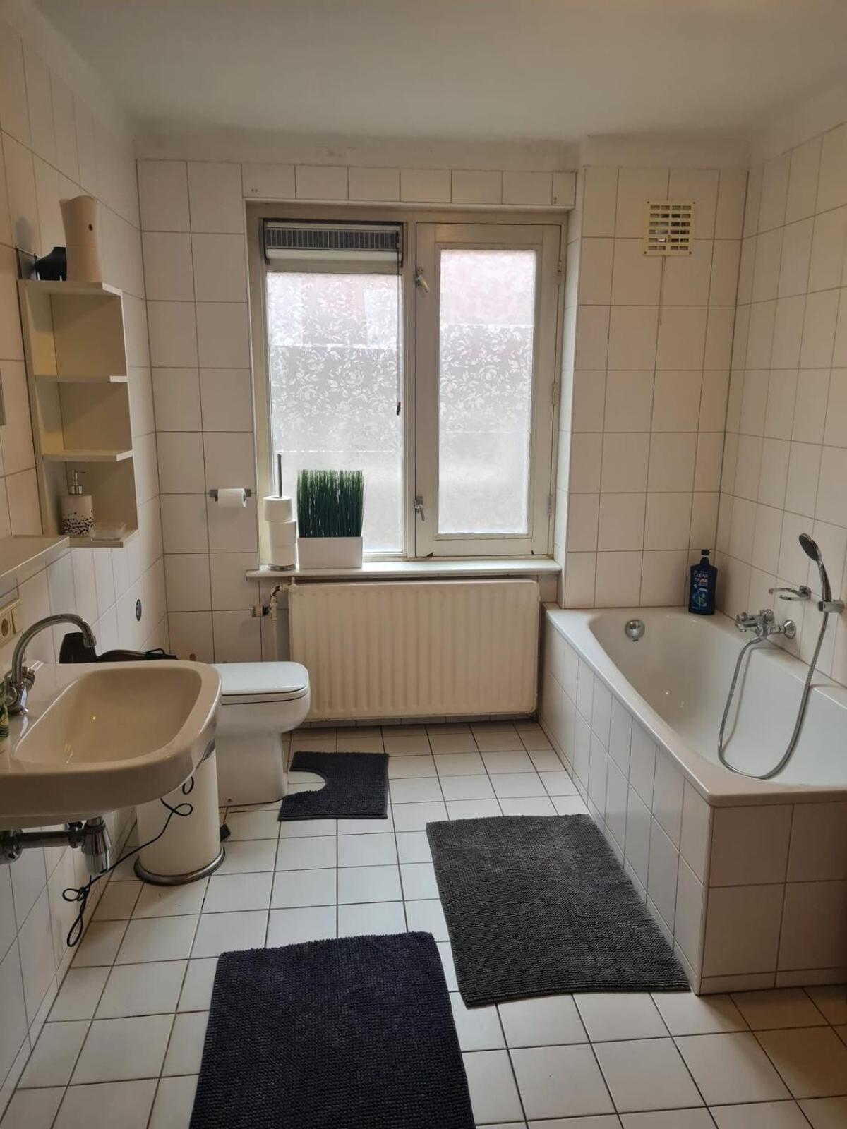 Three Bedroom Lovely Apartment Остербек Екстериор снимка